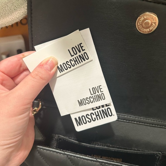 Love Moschino Black Quilted Bag with Gold Heart Accents - Picture 4 of 4